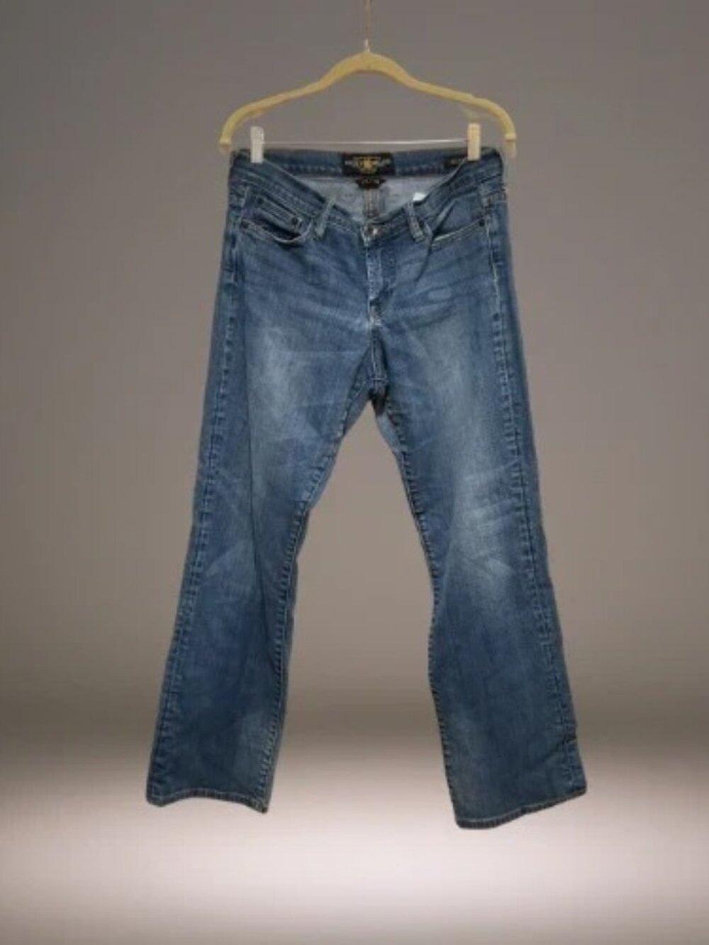 Lucky Brand Sweet N Low Jeans Womens 12 31 Blue Low Rise Bootcut Stretch Denim